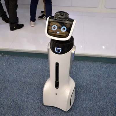 智能導購機器人租賃 商場新零售的語音服務與互動大屏革命